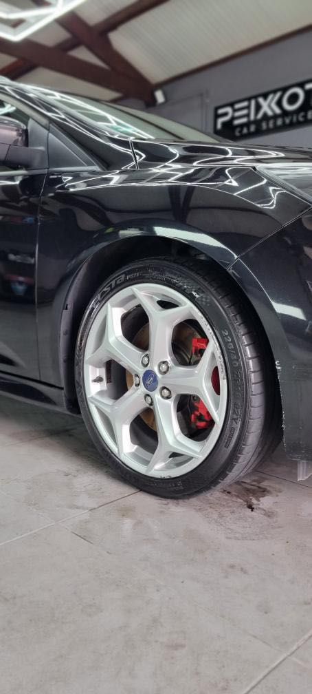 Ford Focus ST 250cv