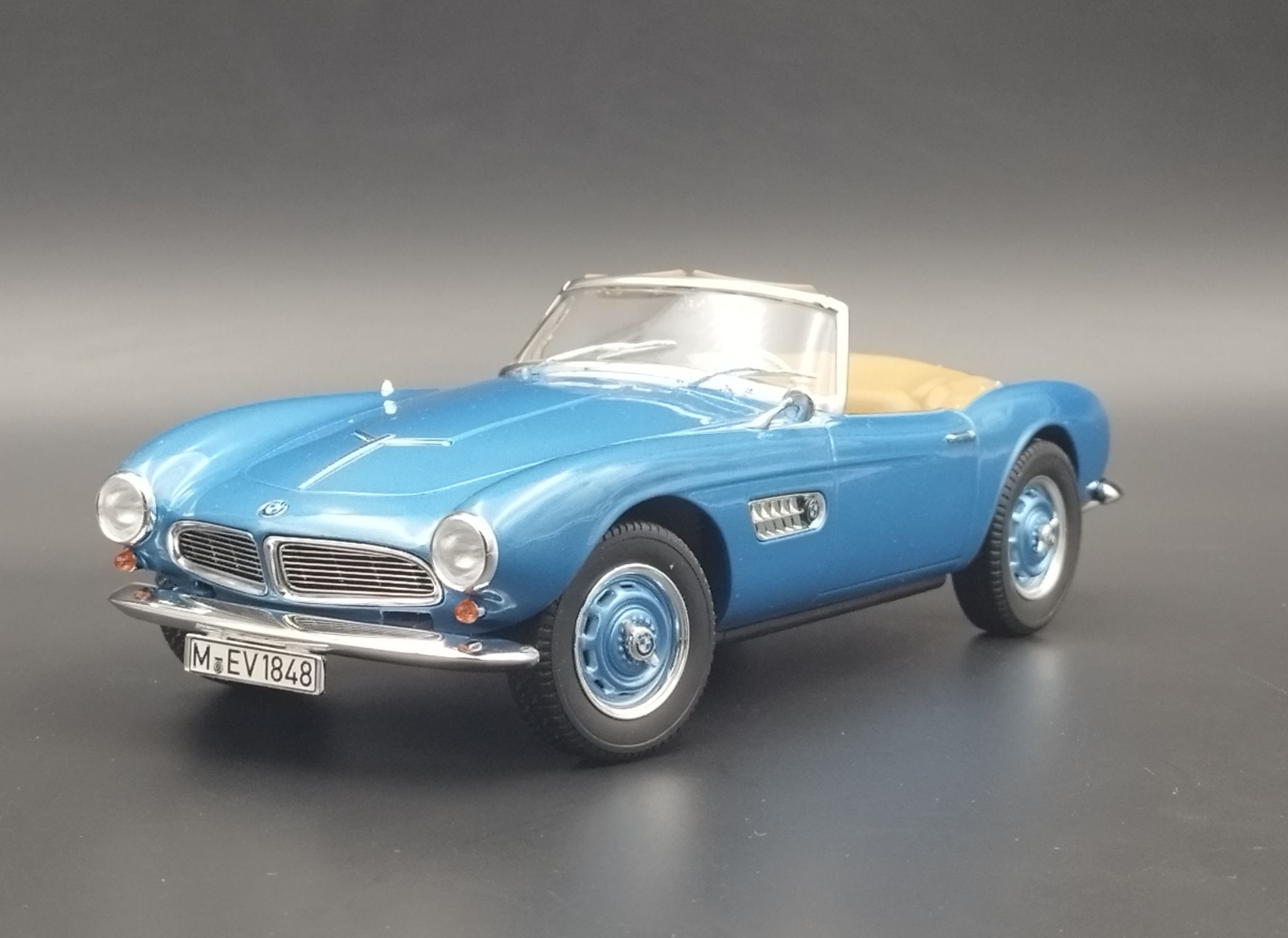 1:18 Norev 1957  BMW 507 Cabriolet Blue