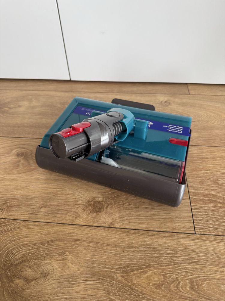 Nowy Mop Dyson Submarine