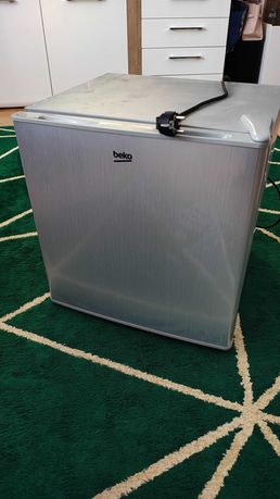 Lodówka BEKO RSO45SEU 50cm Srebrna