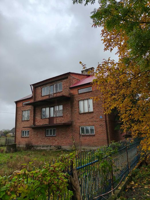 Posesja z działką 35ar