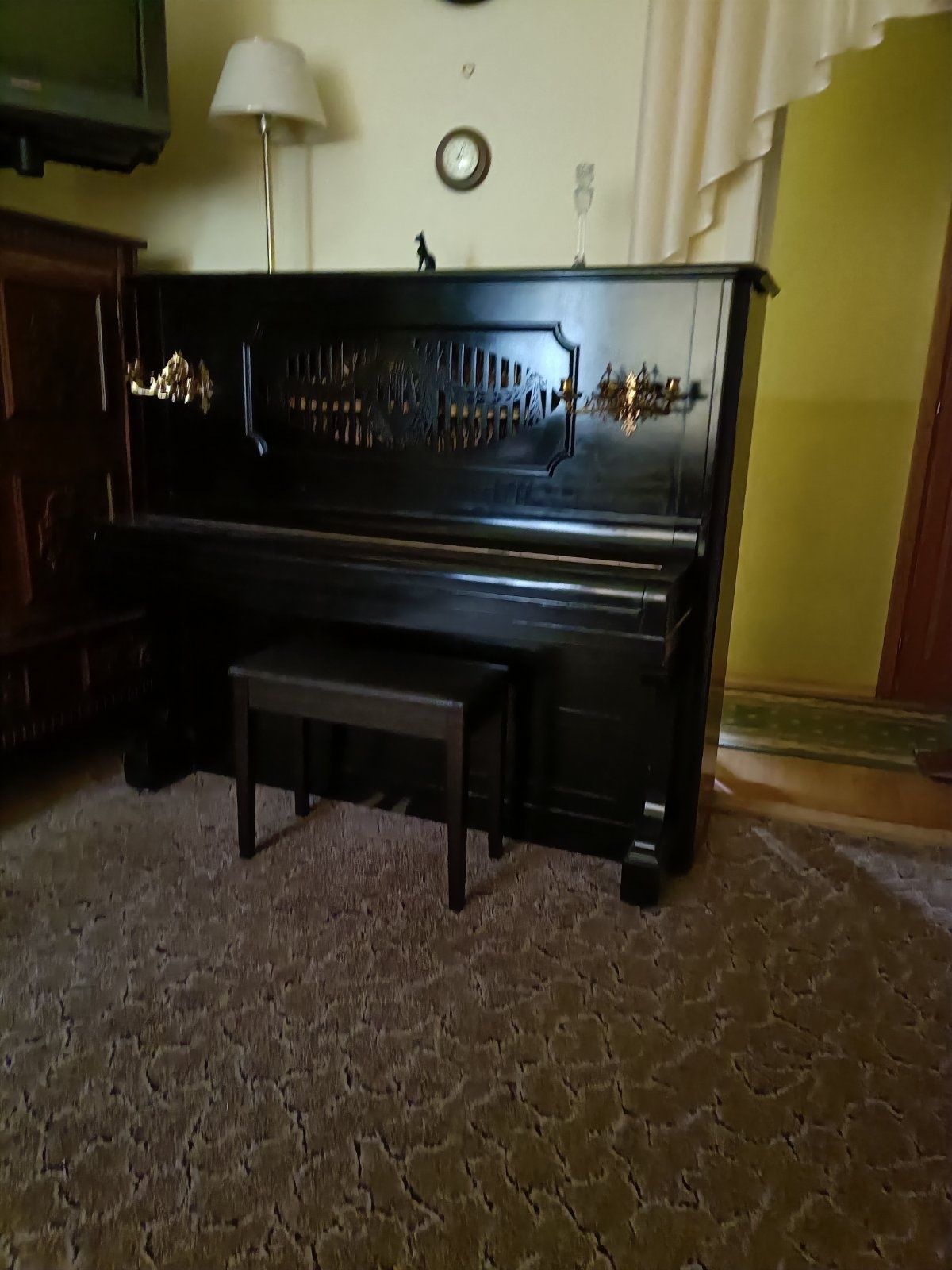 Продам піаніно антикварное номерне Германія