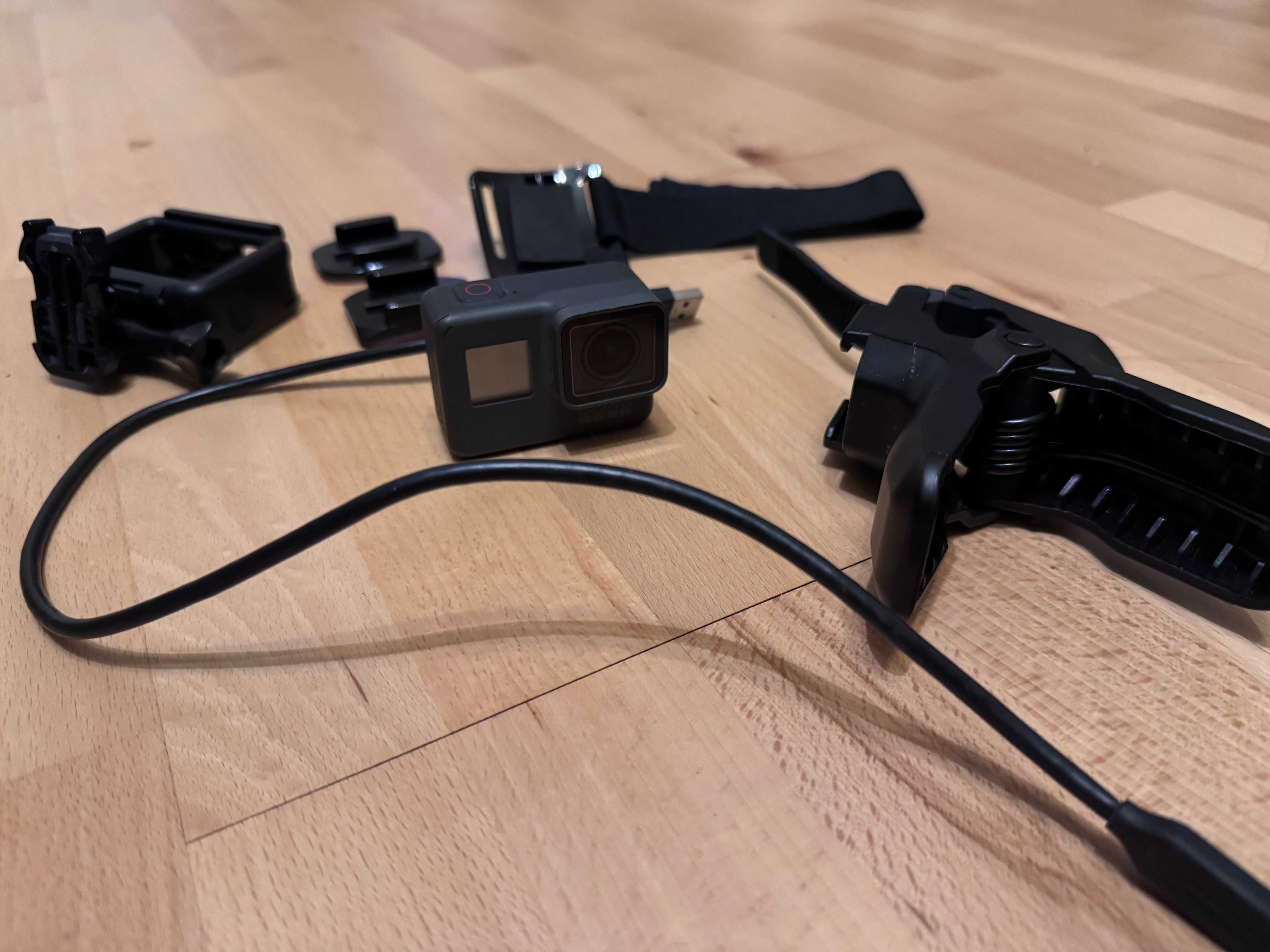 GoPro HERO6 Black + akcesoria – stan bardzo dobry nie HERO5