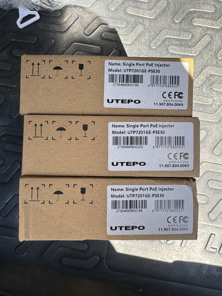 PoE-інжектор Utepo UTP7201GE-PSE30