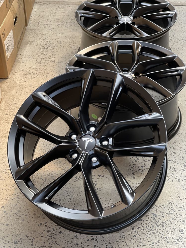 Диски Нові R20/5/114,3 Tesla Model 3 Model Y в Наявності