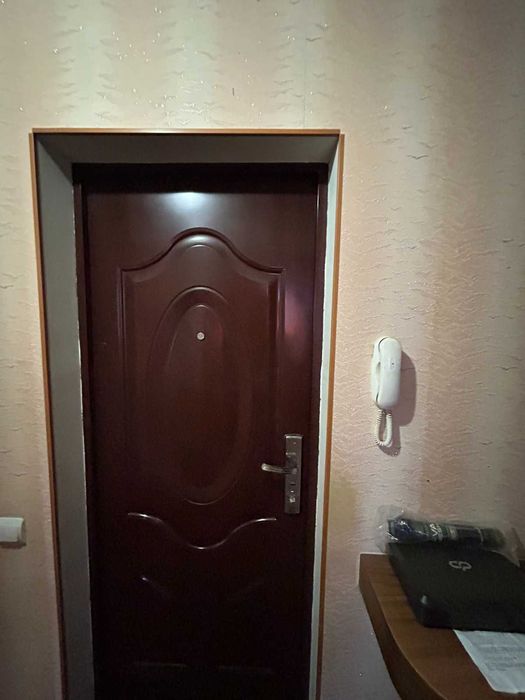 Продается 2-х комнатная квартира на Артема.