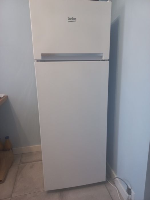 Lodówka Beko 141 cm z zamrażarką, odbiór osobisty w Lublinie