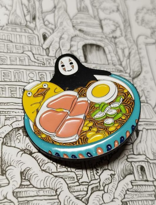 Металевий пін значок аніме