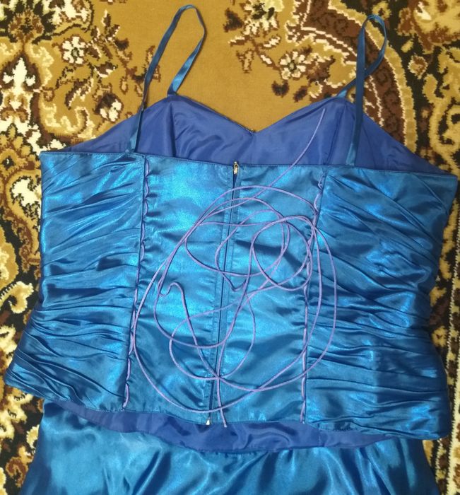 Выпускное и вечернее платье