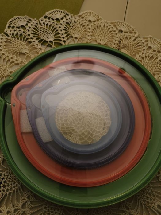 Вакумні кришки для миски або контейнера.