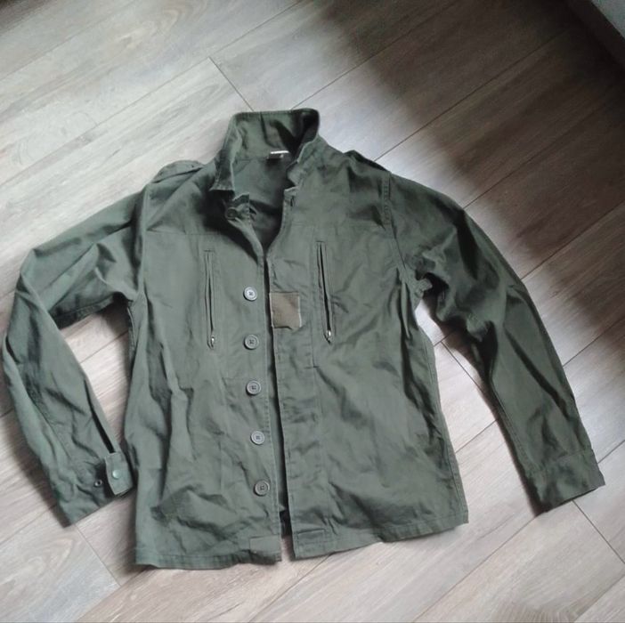 Bluza na wzór militarnej