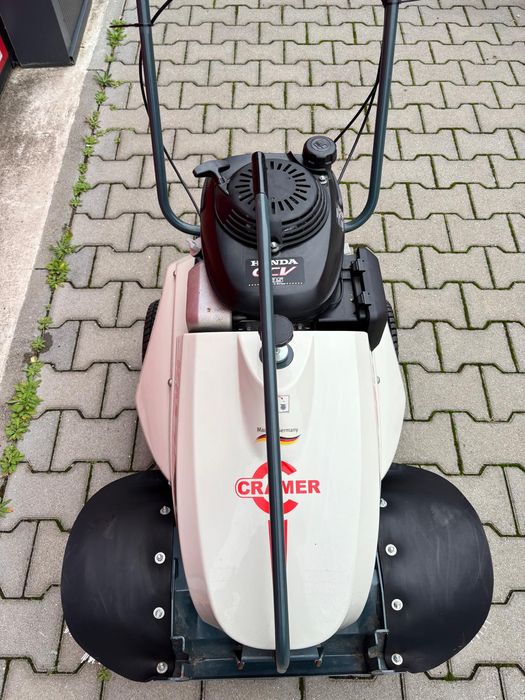Cramer KM 70 G zamiatarka spalinowa z napędem pług odśnieżarka