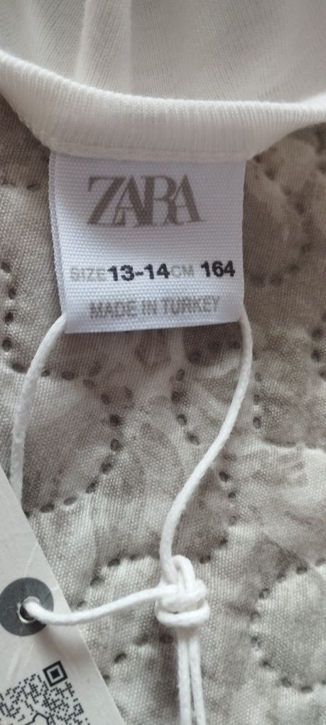 Сукня для дівчинки (ZARA)
Стильна літня сукня з леопардовим принтом і