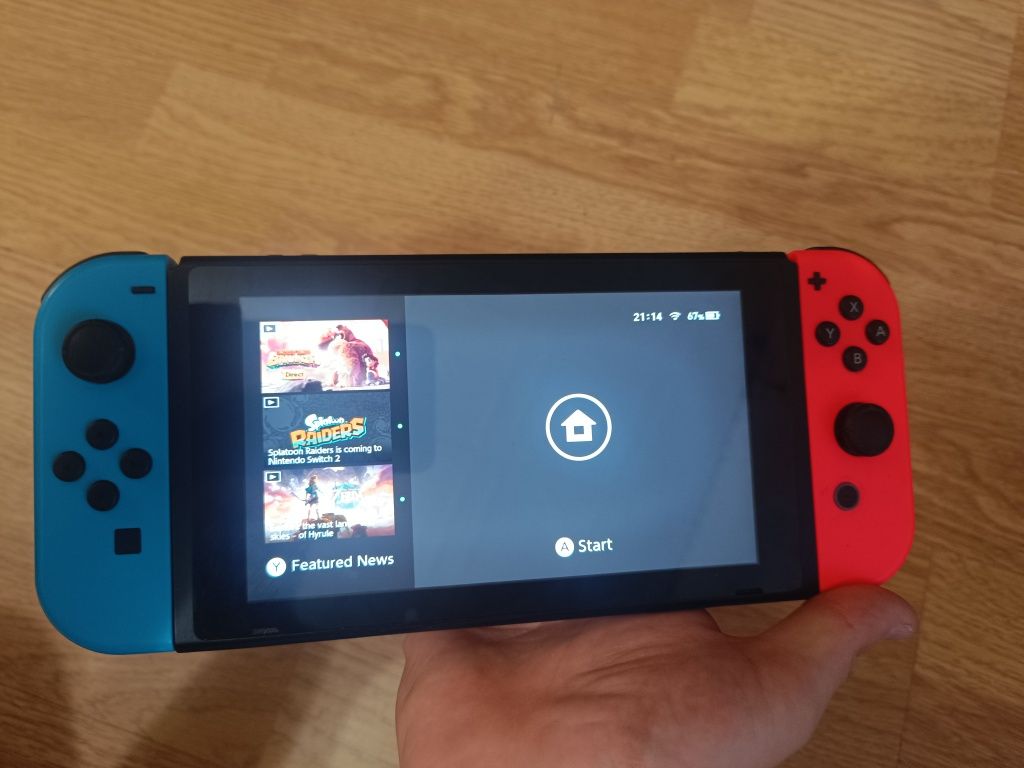 Zestaw Nintendo switch v2 z kartą pamięci+neogrip