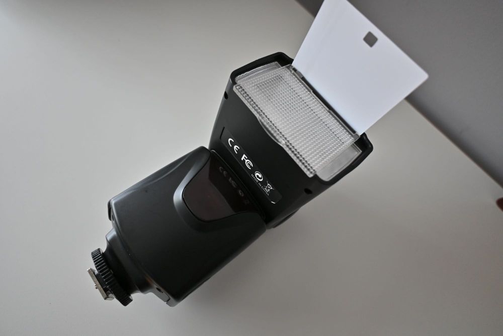 Flash universal como novo