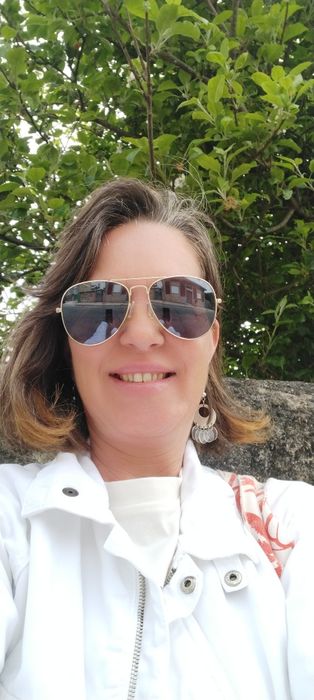 Faço serviços de limpeza a condomínios