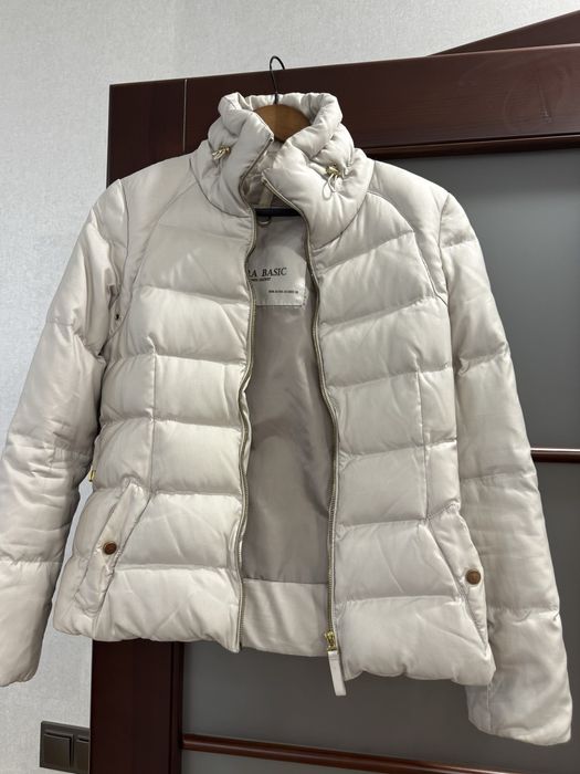 Пуховик zara размер s , состояние. 4-