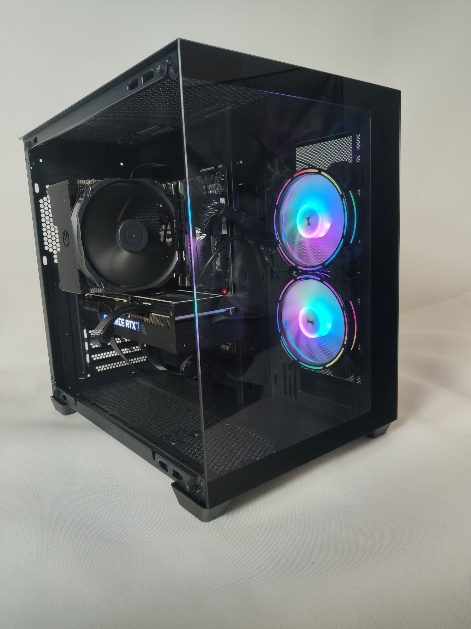 Komputer Gamingowy i7-13700, RTX 5070, 32 GB,SSD,Win 11,USDT