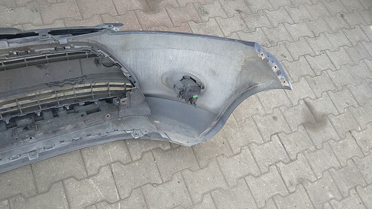 ) Ford Fiesta MK7 zderzak przedni kompletny