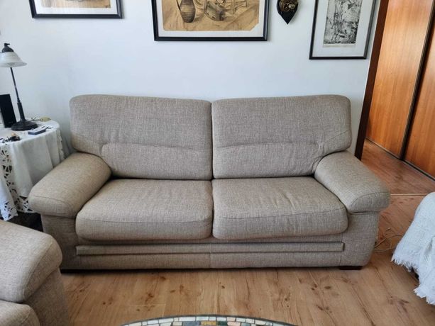3-osobowa rozkładana sofa + 2 fotele