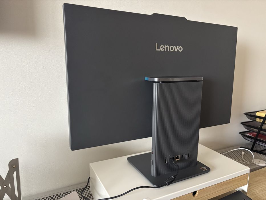 Computador All-In-One Lenovo IdeaCentre  27" + Rato + Teclado