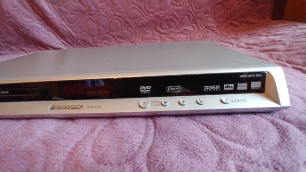 Panasonic DVD-S42