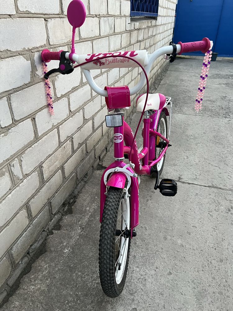 Дитячий велосипед в ідеальному стані