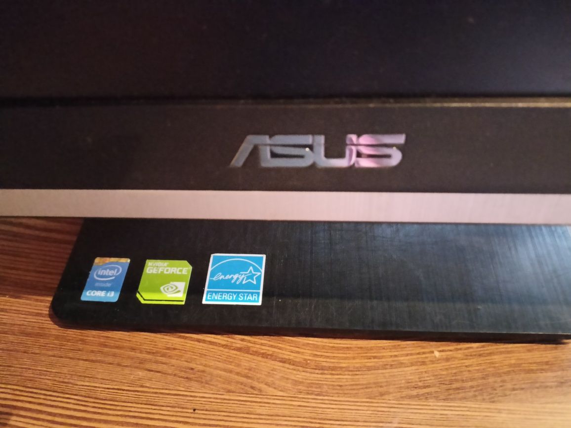 Komputer All in one Asus