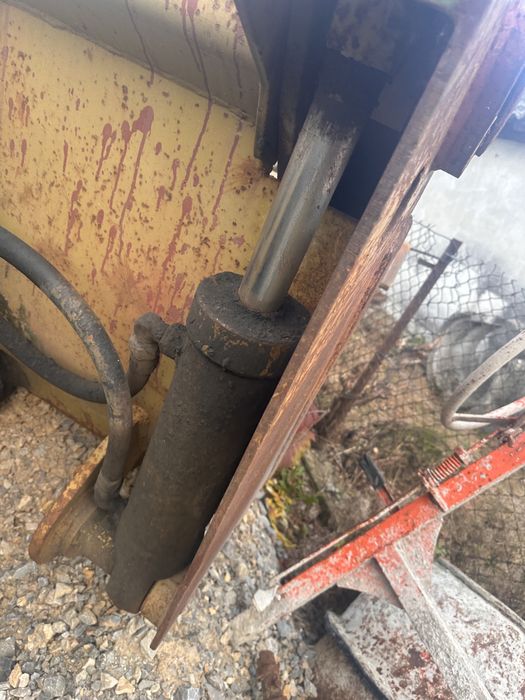 Ladowarka ł 200, lyzka dzielona