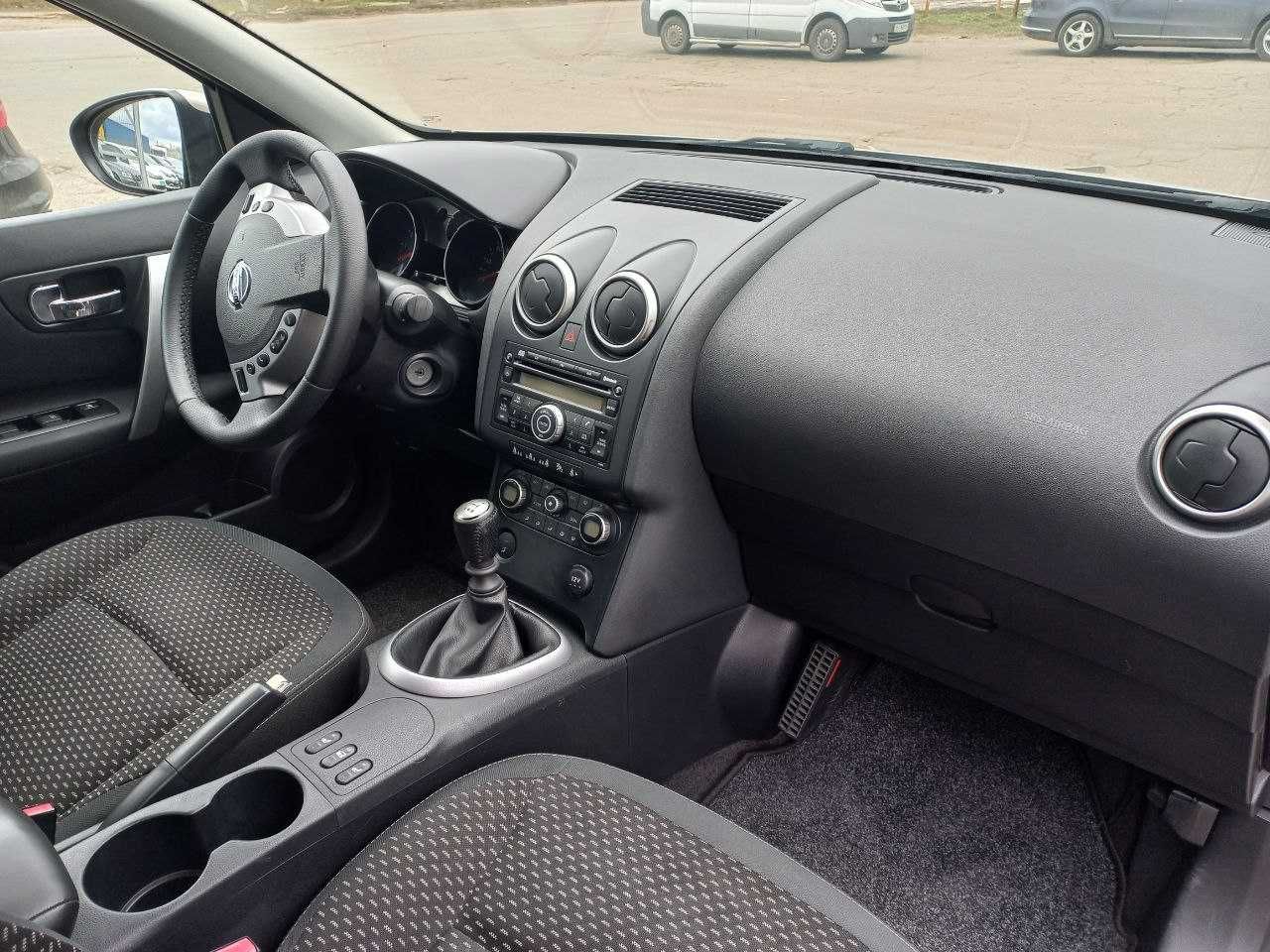 Продам Nissan Qashqai