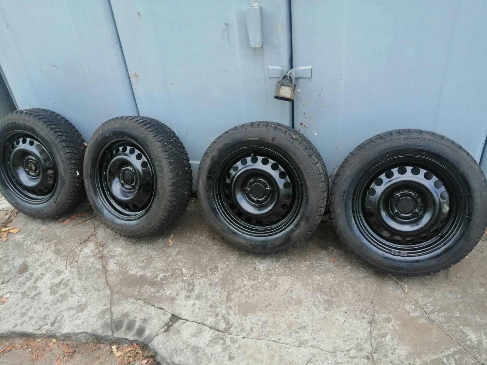 Продам зимову резину 185/65 R15