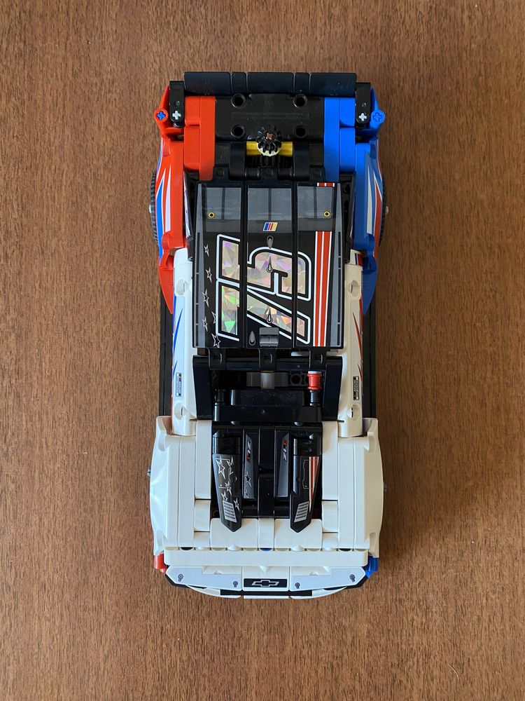 Lego Technic Mustang 42138 / Camaro 42153