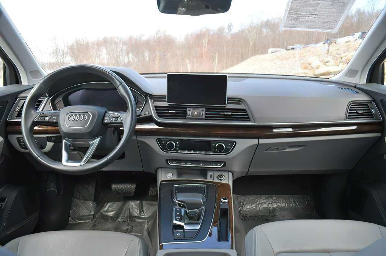 2019 Audi Q5 2.0T quattro Premium Plus