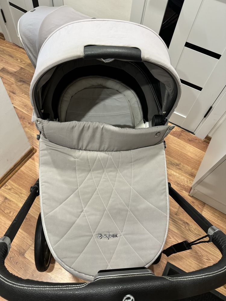 Коляска Cybex Priam