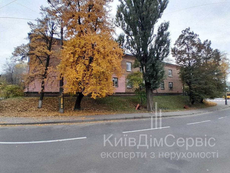 довгострокова оренда сталінка з індивідуальним опаленням Перемоги 4