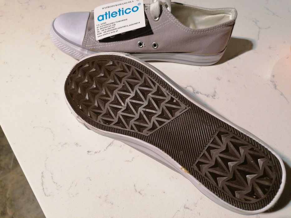 Nowe tenisówki Atletico 39 szare