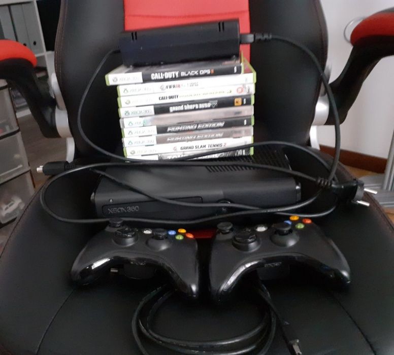 Xbox 360 Slim - Versão Elite 250 GB - 9 Jogos Originais - PREÇO FIXO