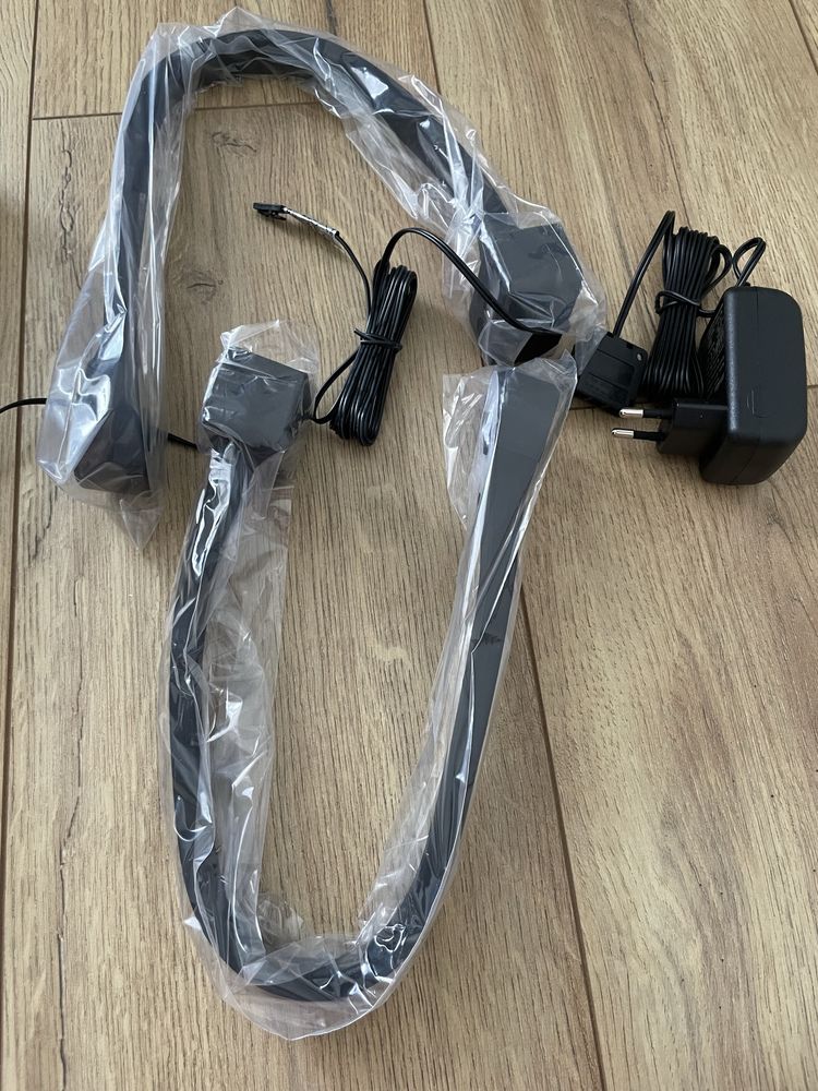 Lampa nocna LED do łóżka sypialni giętka czarna przykręcana