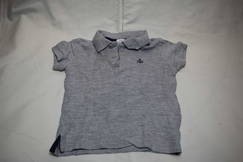 Conjunto t-shirt e calções para menino 12 meses