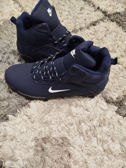 Nowe zimowe buty męskie
