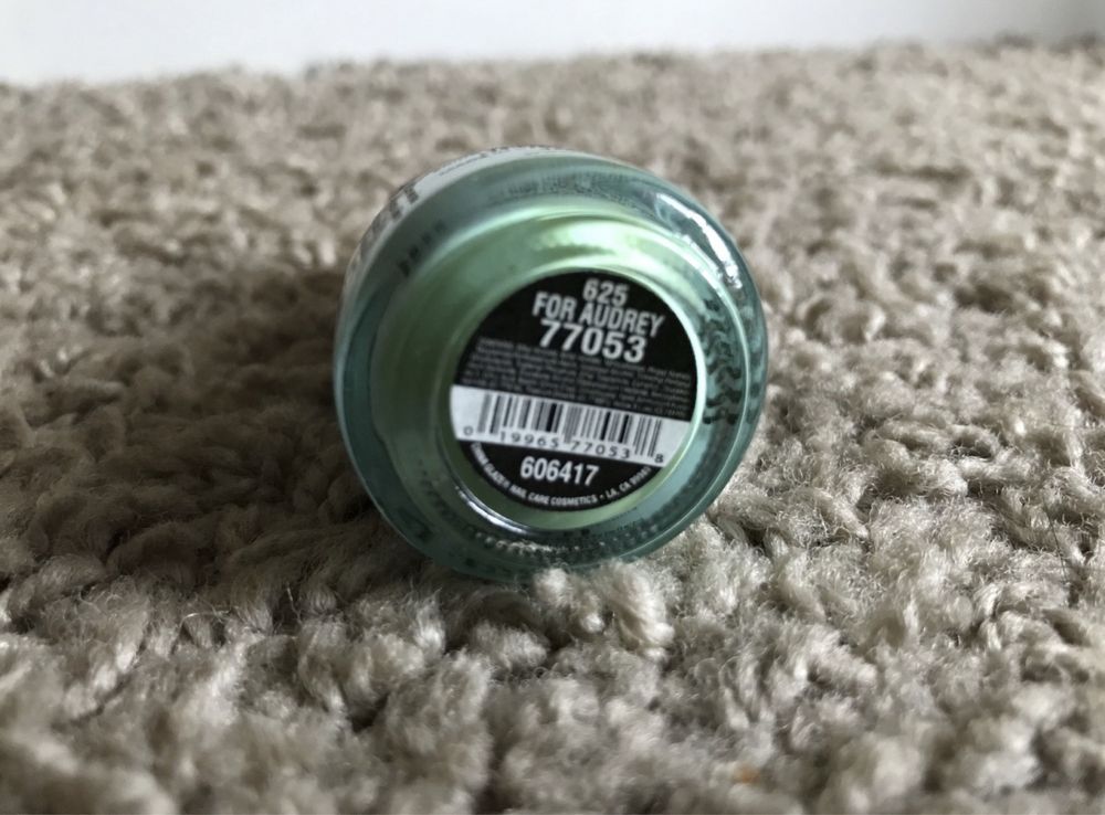 China Glaze For Audrey 14ml turkusowy tiffany lakier do paznokci