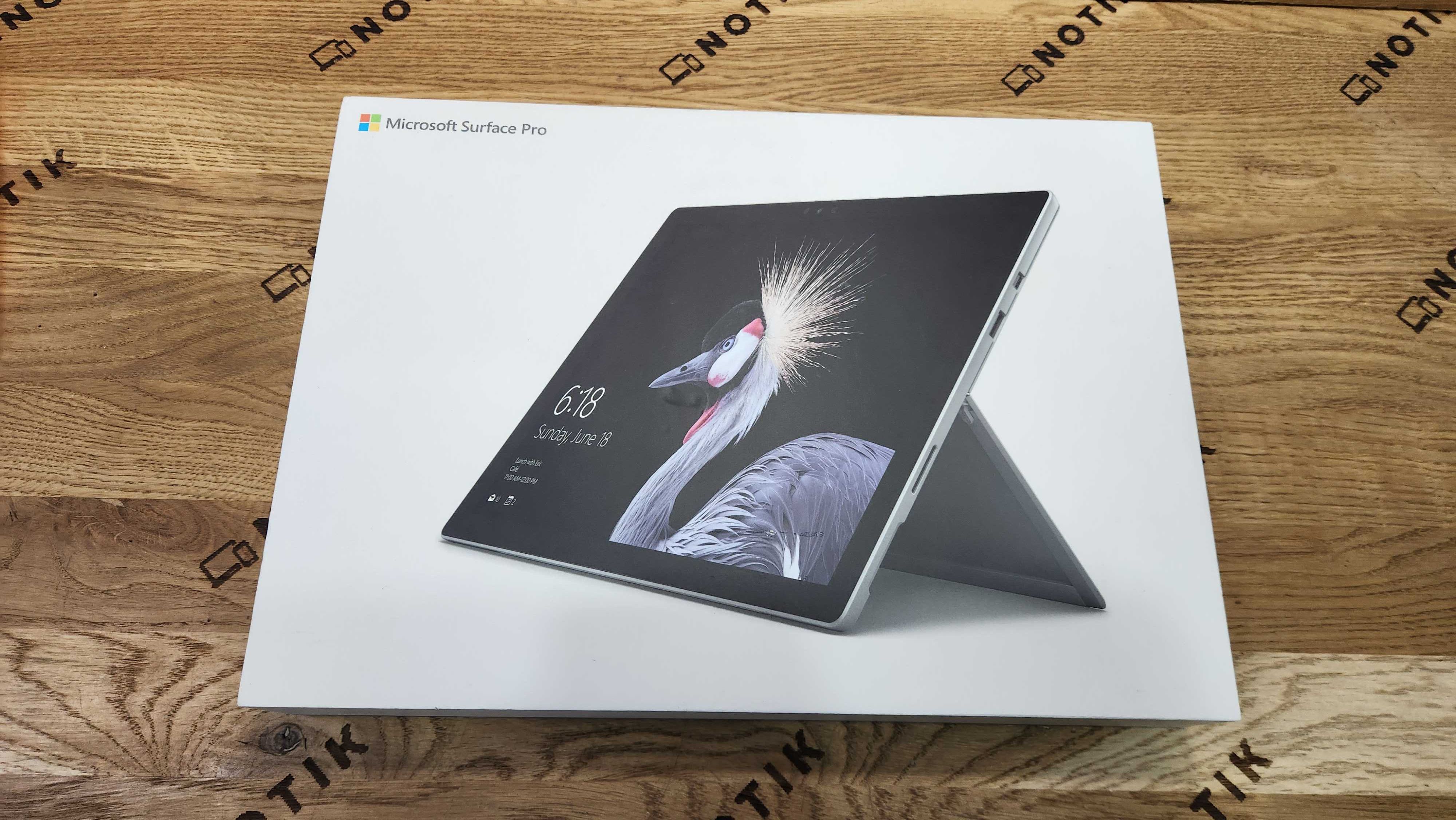 Microsoft Surface Pro 4 1724  i7-6600U/8gb/256ssd/2k Ips Touch