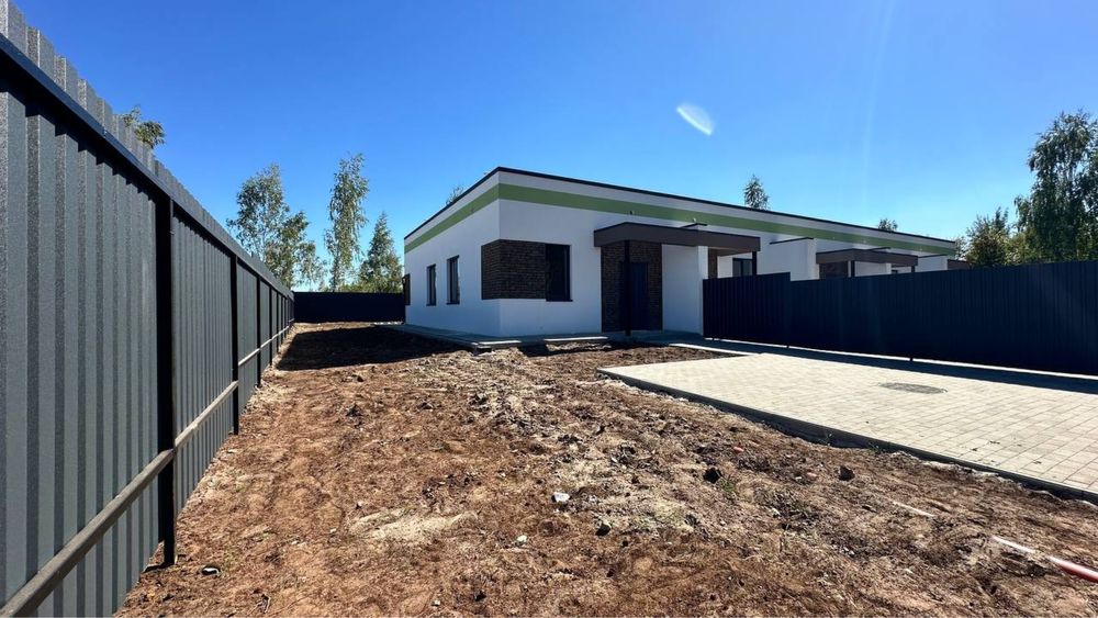 Кутовий таунхаус з власною ділянкою в 4 сотки! ГАЗ! Поряд ГРАНД ВІЛАС!
