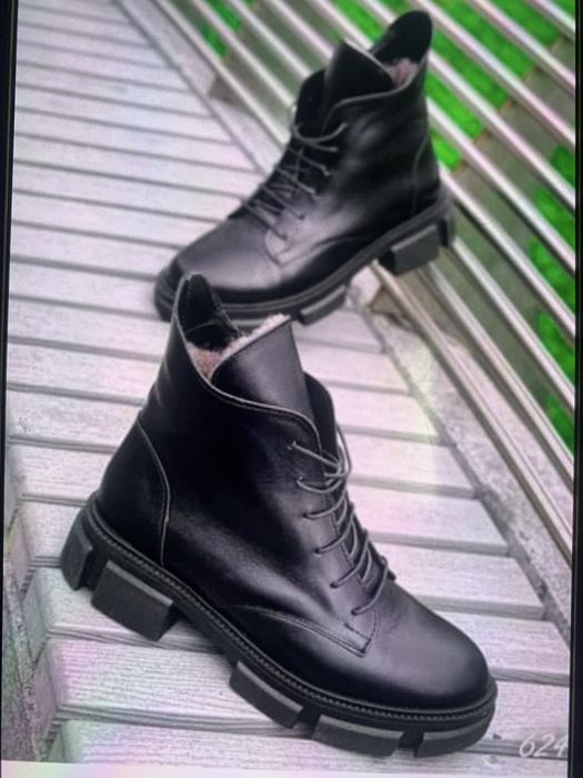 Зимові черевики 39 р натуральна шкіра 1700 грн.