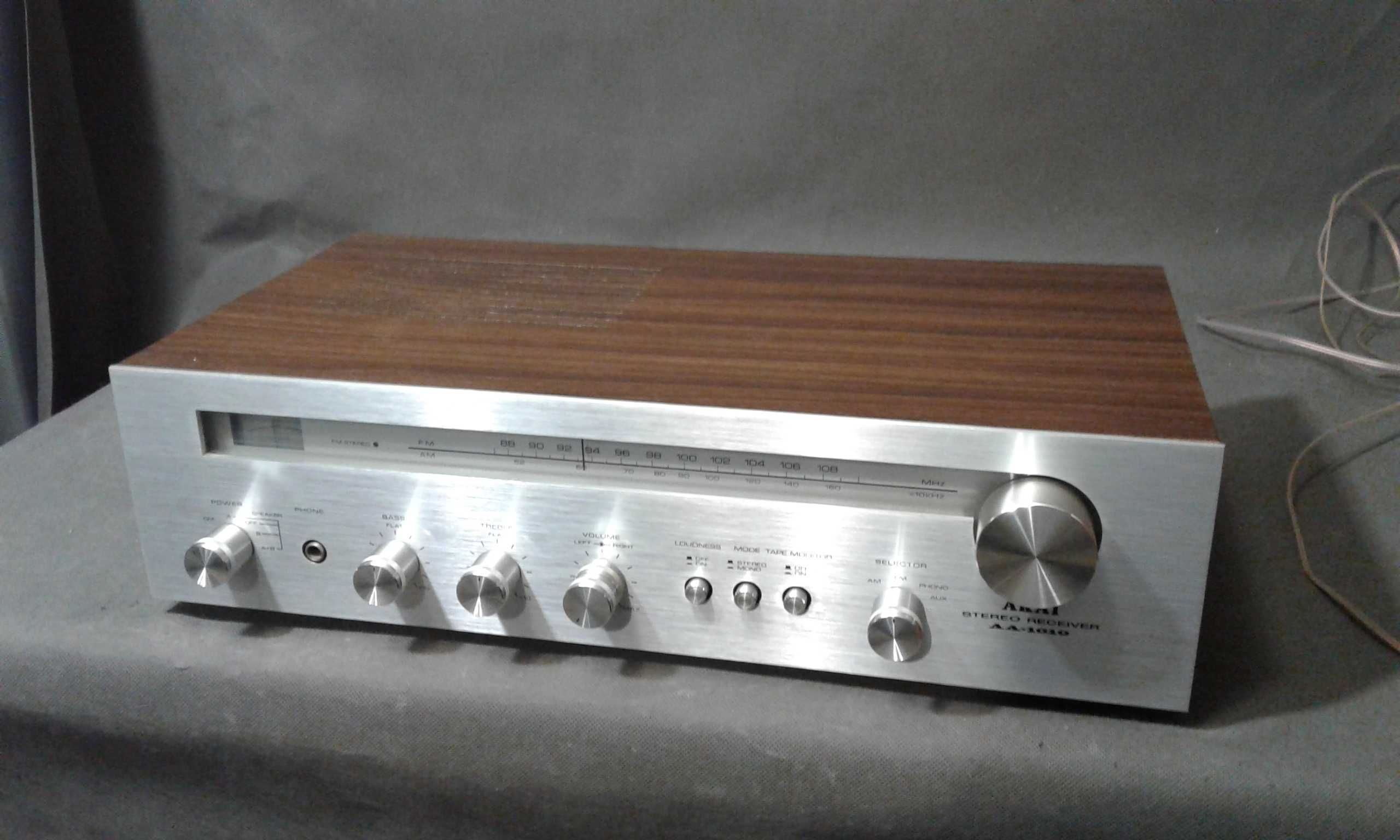 AKAI AA-1010, amplituner stereo vintage
