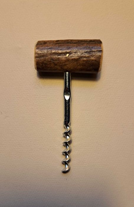 Korkociąg - rączka kość jelenia