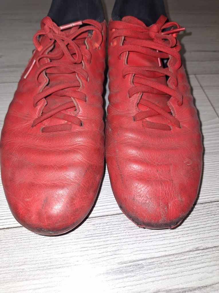 Korki piłkarskie rozmiar 42,5 Nike Tiempo