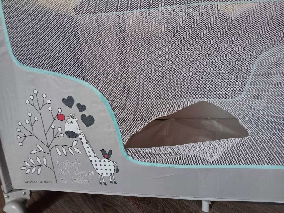 Łóżeczko turystyczne dziecięce składane