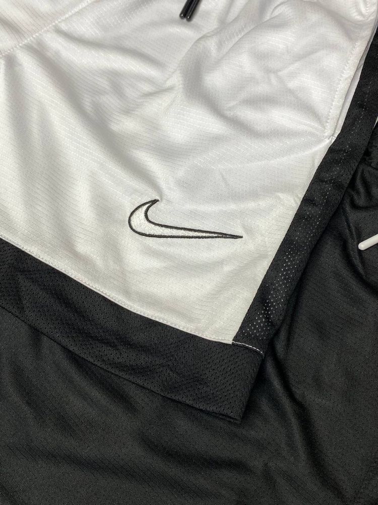 Шорти Nike, Dri-fit найк дихаюча тканина ніке