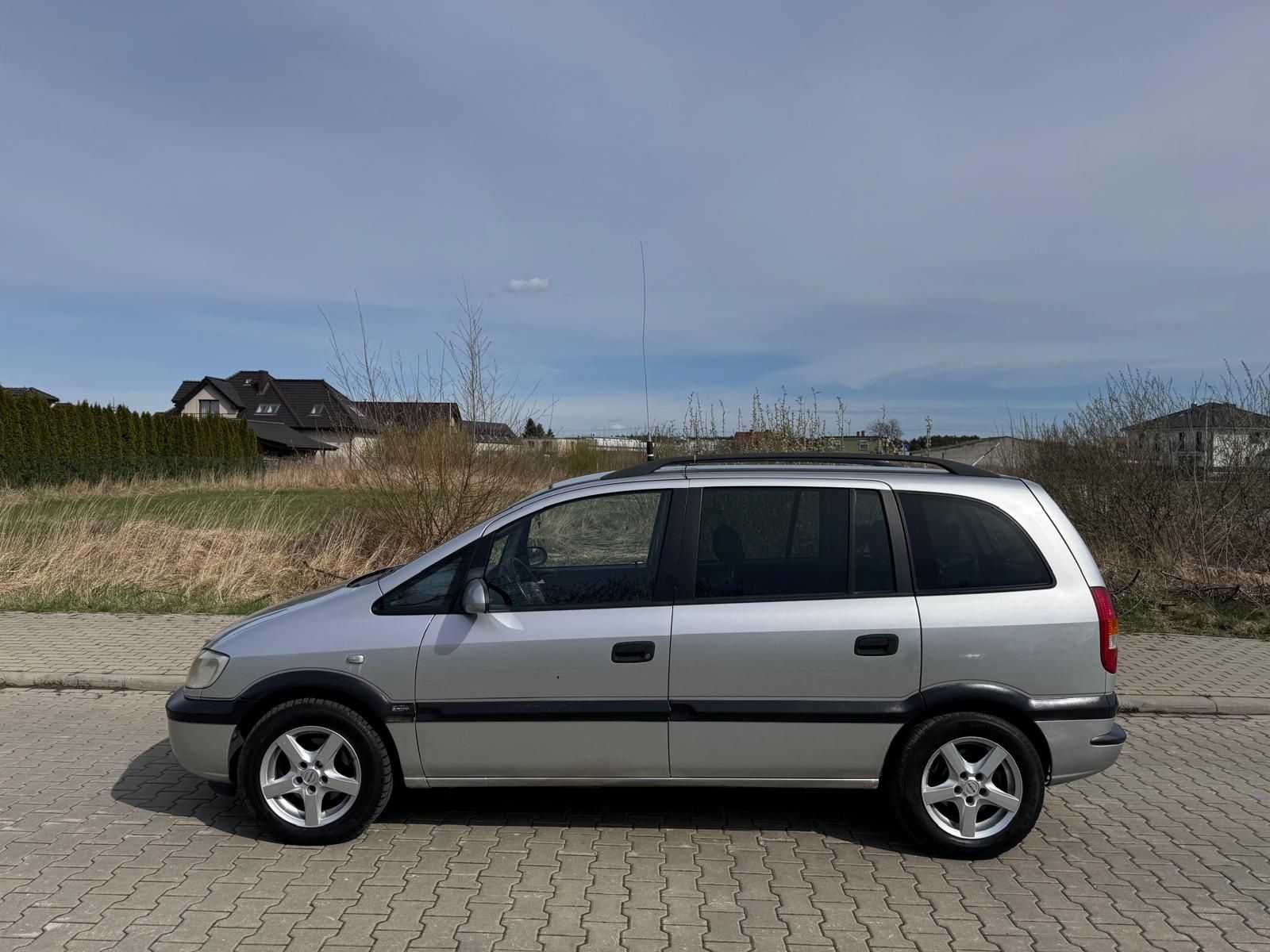 Opel Zafira 2.2 16v 147km Klima Alu 7 osób Pl